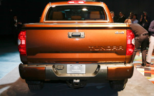 2014-Toyota-Tundra-1794-Edition-rear-end